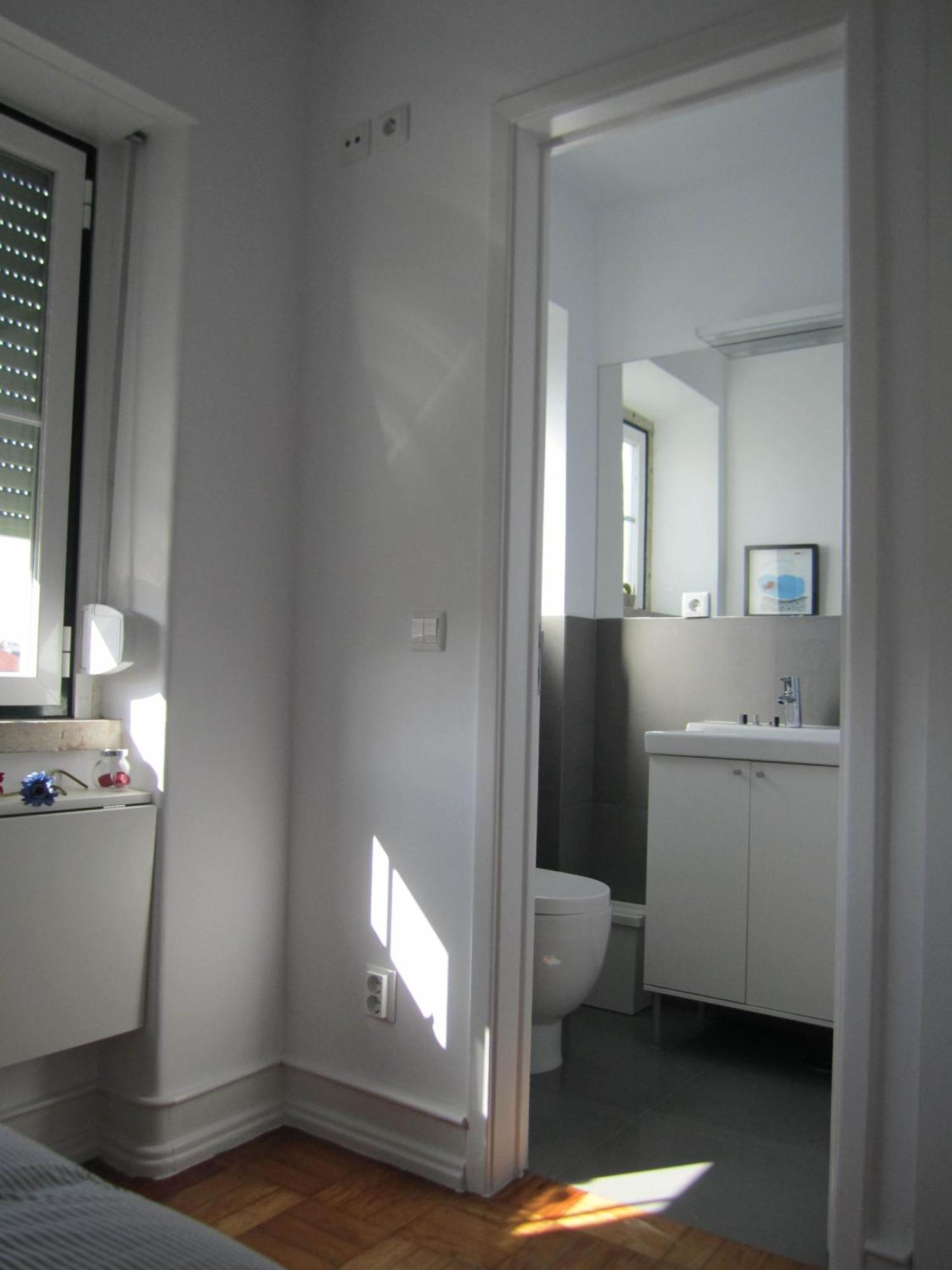 Single Room Private Bathroom,924830617:JPEG